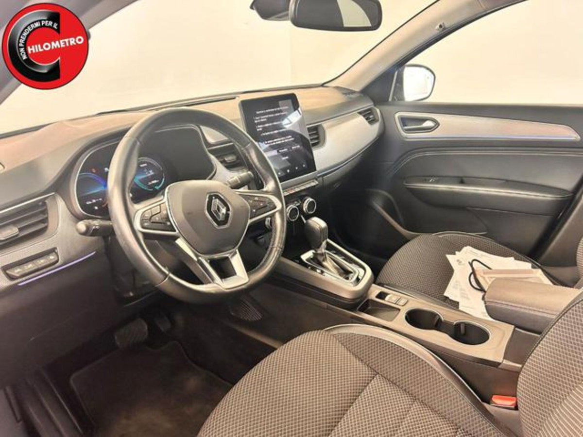 Renault Arkana Hybrid E-Tech 145 CV Techno (7)