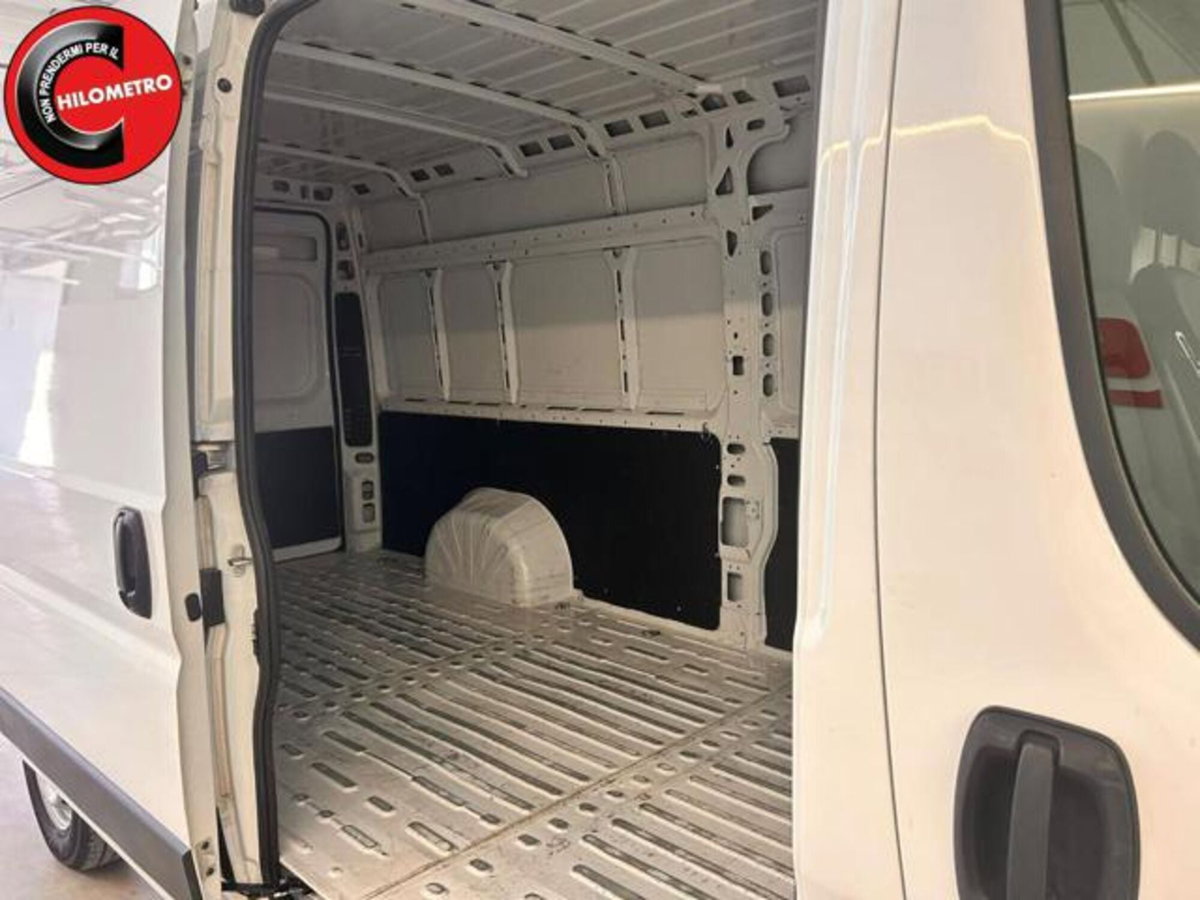 Fiat Ducato Cabinato cassonato L4 2.2 diesel 180cv (13)