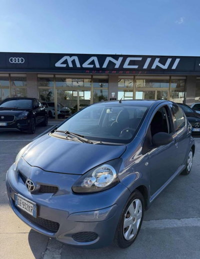 Toyota Aygo 1.0 12V VVT-i 5 porte Now usata