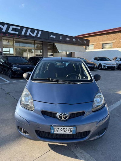 Toyota Aygo 1.0 12V VVT-i 5 porte Now (2)