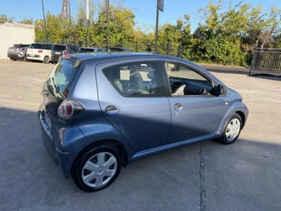 Toyota Aygo 1.0 12V VVT-i 5 porte Now (4)