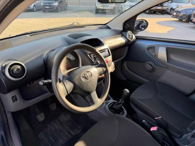 Toyota Aygo 1.0 12V VVT-i 5 porte Now (7)