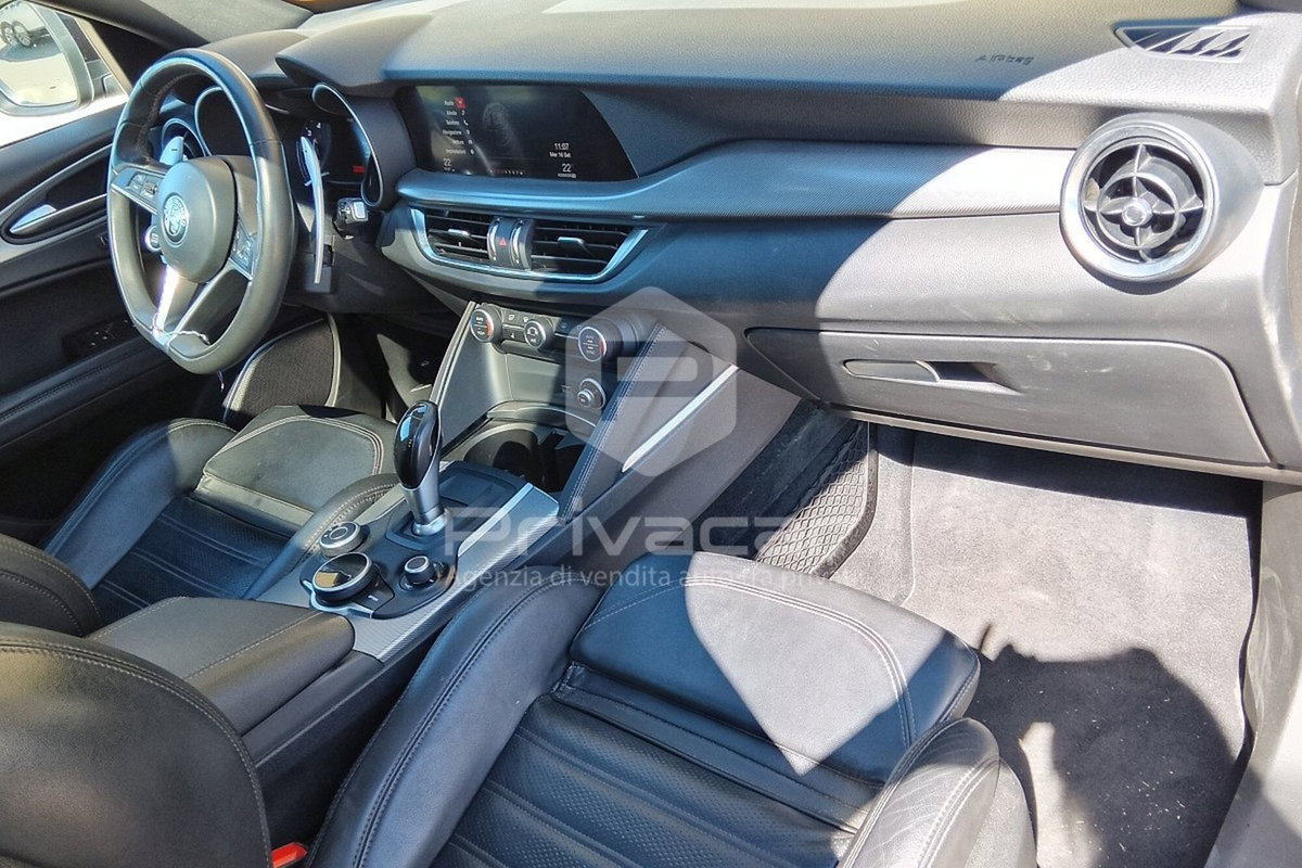 Alfa Romeo Stelvio Stelvio 2.2 Turbodiesel 210 CV AT8 Q4 Executive (11)