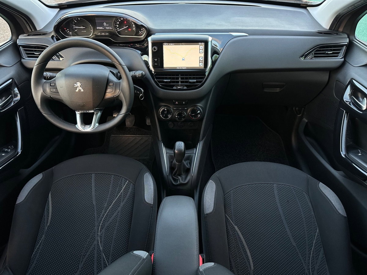 Peugeot 208 VTi 82 CV 5 porte Allure (6)