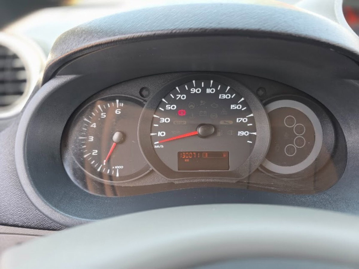 Renault Kangoo 1.5 dCi 85CV 5 porte Easy (13)