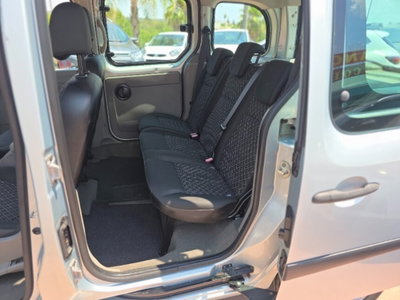 Renault Kangoo 1.5 dCi 85CV 5 porte Easy (9)