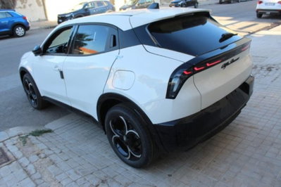 Alfa Romeo Junior 1.2 ibrida 145cv edct6 (4)
