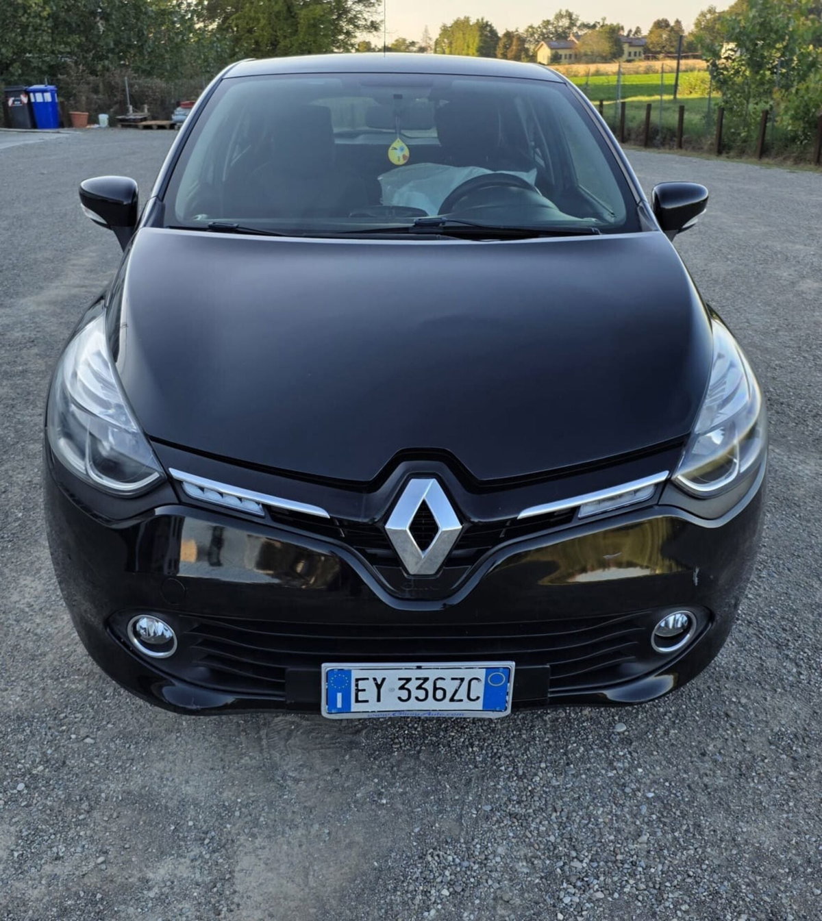 Renault Clio 1.5 dCi 8V 75CV 5 porte Costume National (10)
