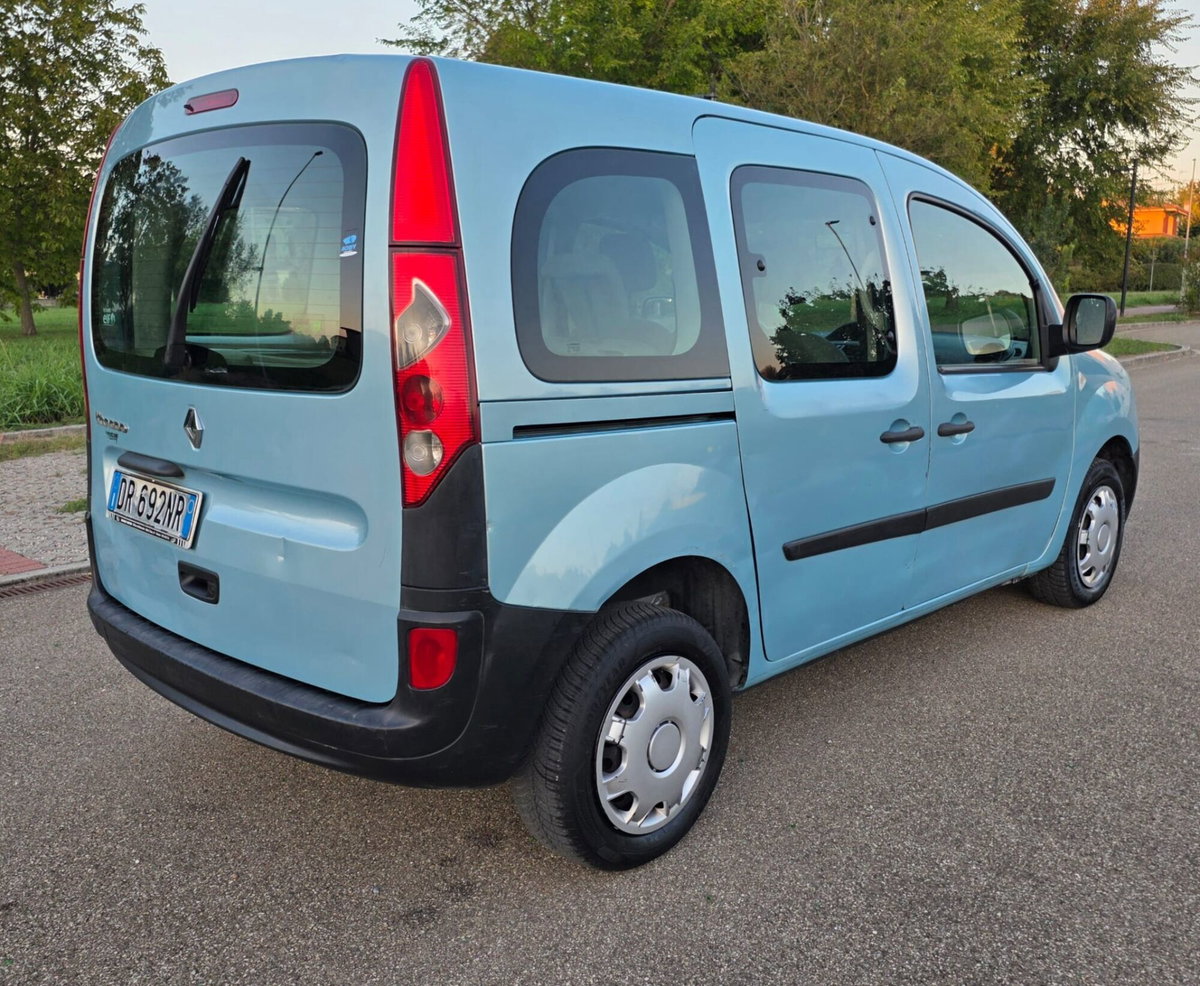 Renault Kangoo 1.5 dCi 85CV 5 porte Dynamique (10)