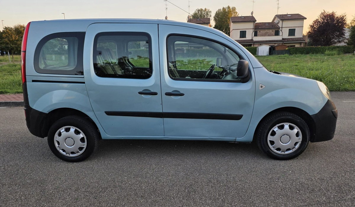 Renault Kangoo 1.5 dCi 85CV 5 porte Dynamique (20)