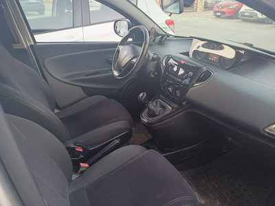 Lancia Ypsilon 1.3 MJT 16V 95 CV 5 porte S&S Platinum (11)