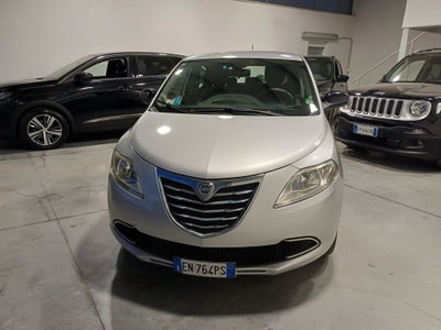 Lancia Ypsilon 1.3 MJT 16V 95 CV 5 porte S&S Platinum (2)