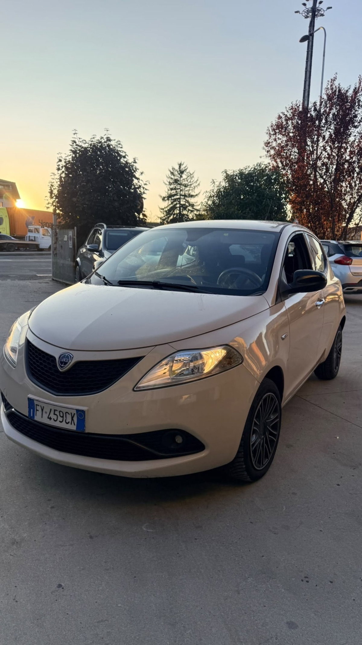 Lancia Ypsilon 1.2 69 CV 5 porte Platinum