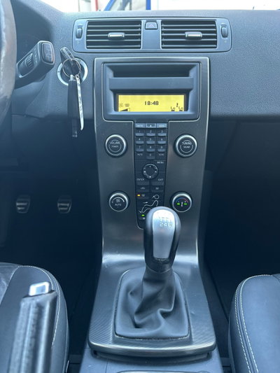 Volvo C30 D2 R-Design (13)