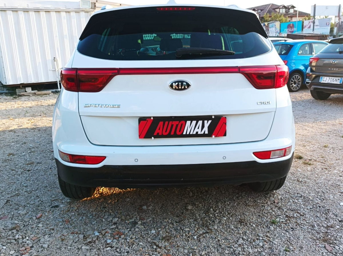 Kia Sportage 1.7 CRDI 2WD Cool (6)