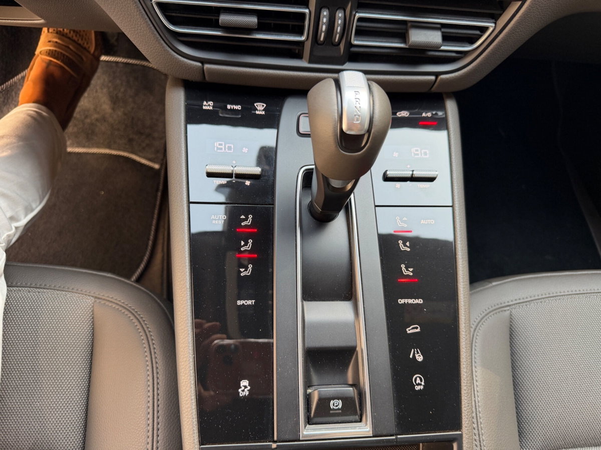 Porsche Macan 2.0 265cv pdk (12)