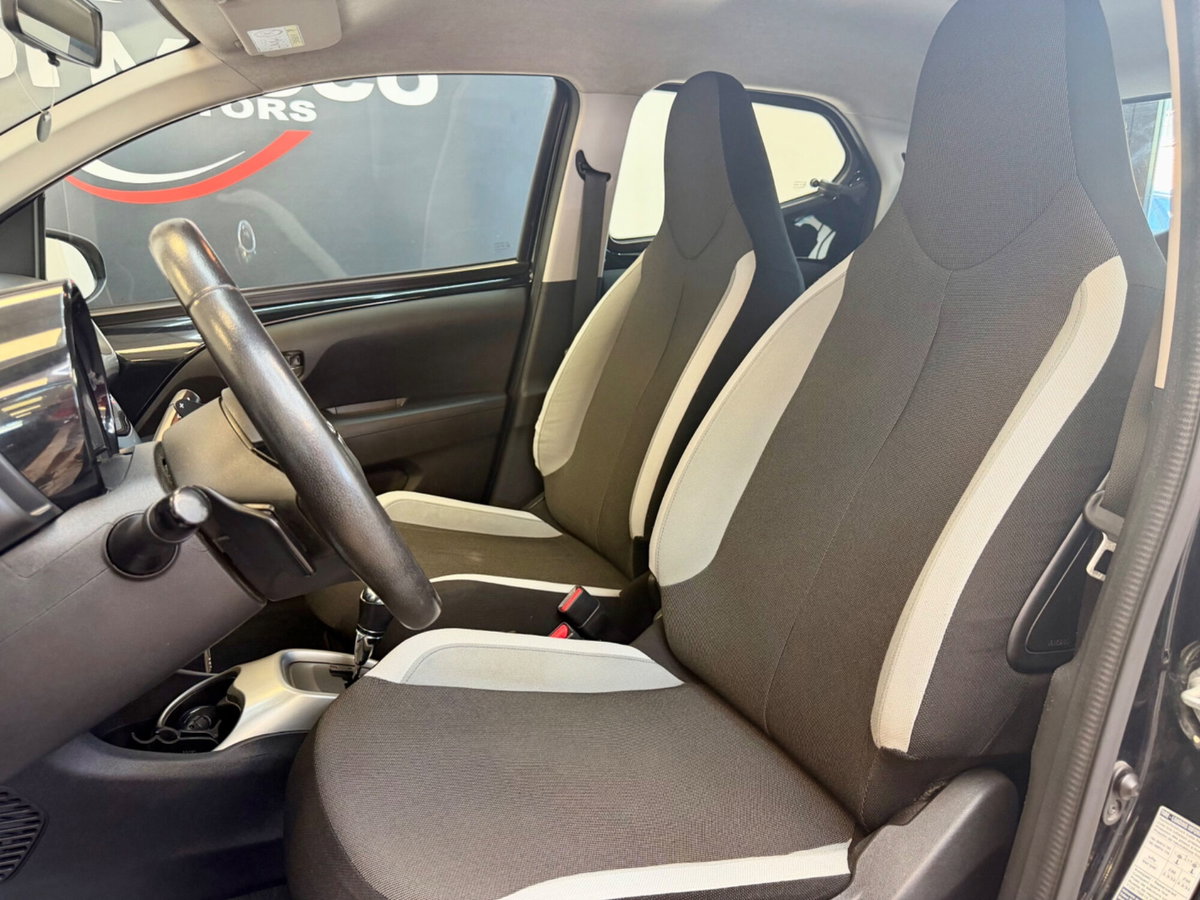 Toyota Aygo 1.0 VVT-i 69 CV 5 porte x-wave MMT (10)