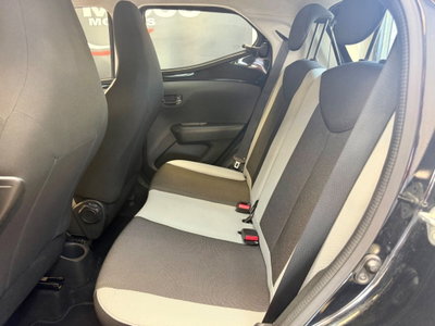 Toyota Aygo 1.0 VVT-i 69 CV 5 porte x-wave MMT (11)
