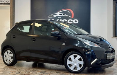 Toyota Aygo 1.0 VVT-i 69 CV 5 porte x-wave MMT (3)