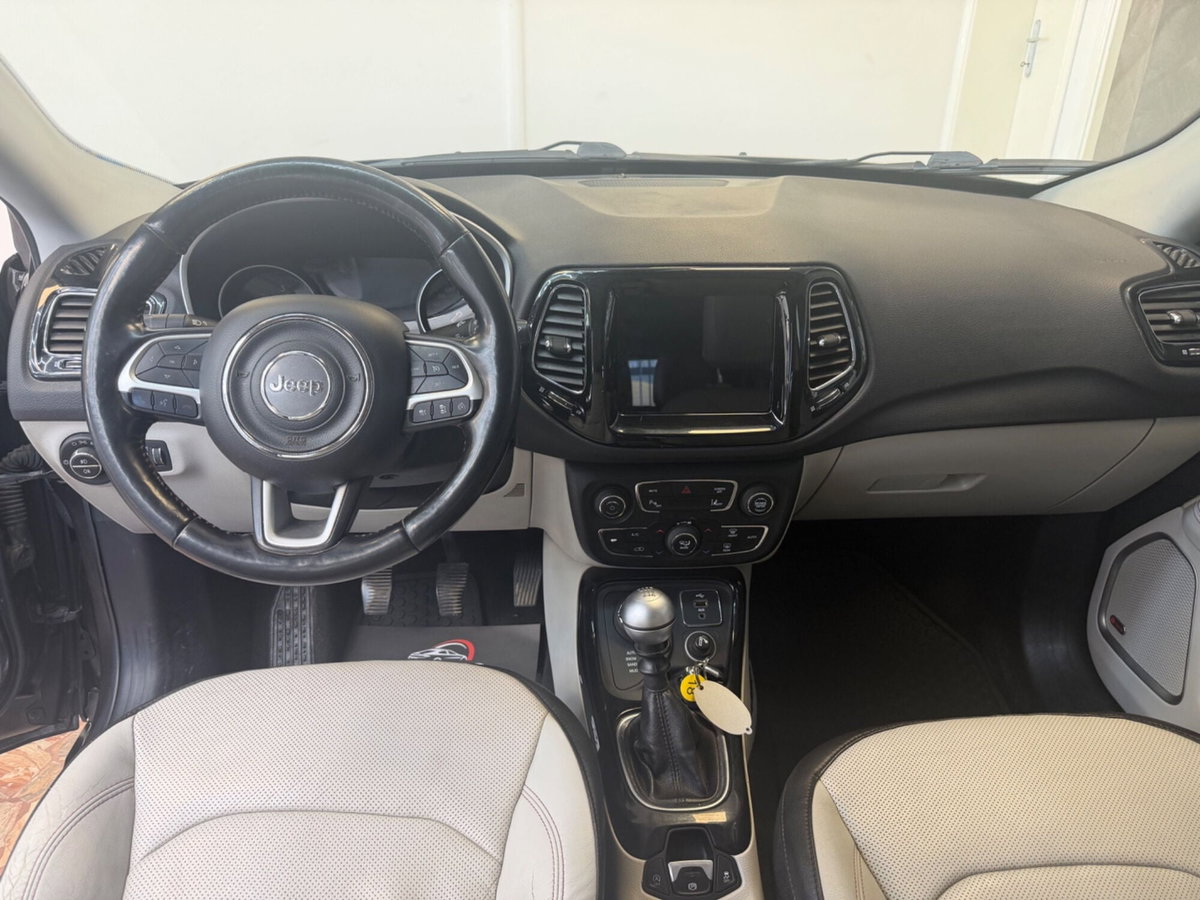 Jeep Compass 2.0 Multijet II 4WD Limited (12)