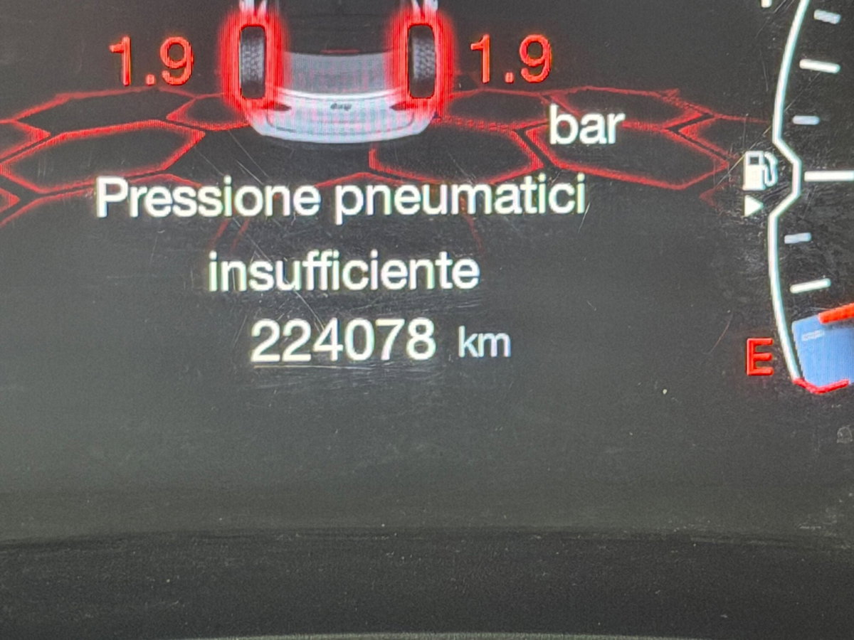 Jeep Compass 2.0 Multijet II 4WD Limited (14)