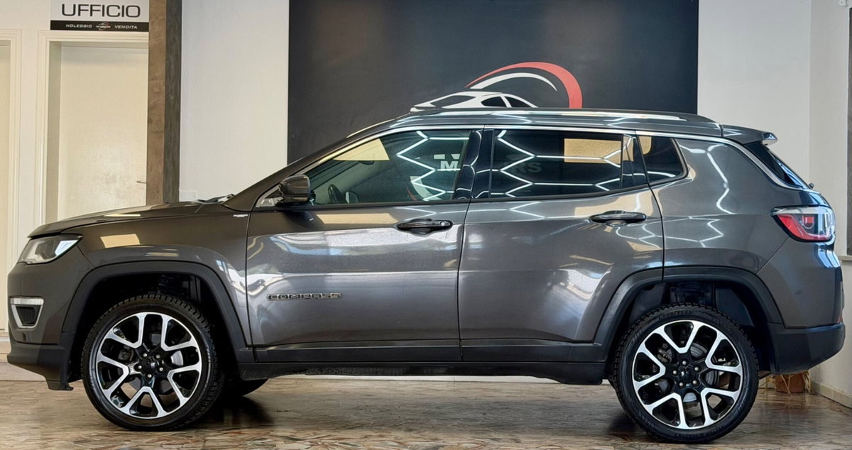 Jeep Compass 2.0 Multijet II 4WD Limited (8)