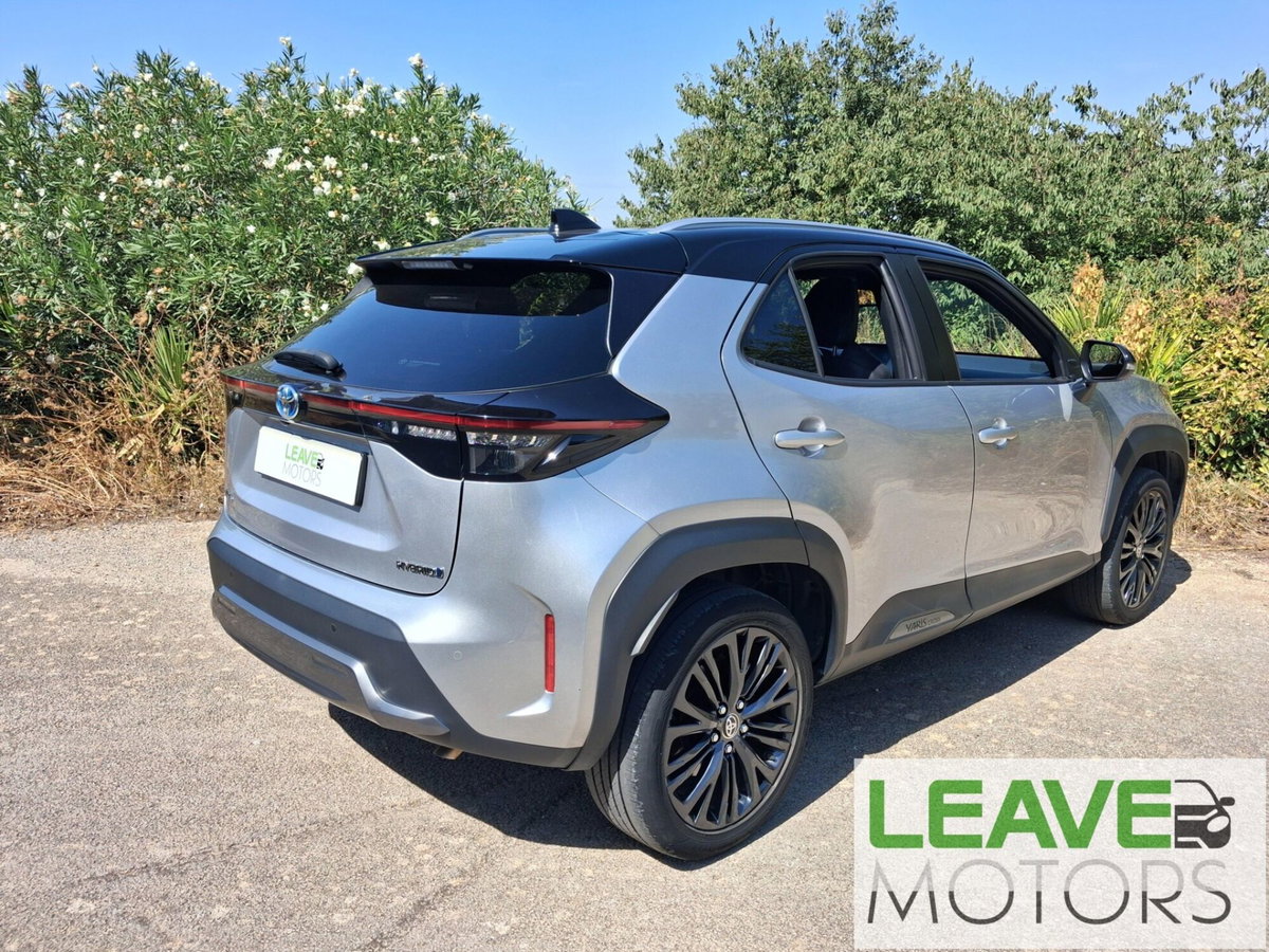 Toyota Yaris Cross 1.5 Hybrid 5p. E-CVT Lounge (5)