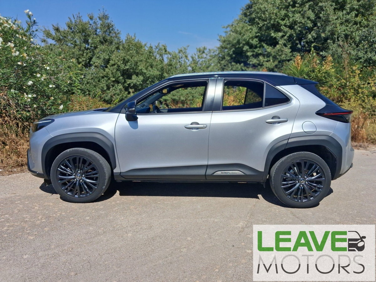 Toyota Yaris Cross 1.5 Hybrid 5p. E-CVT Lounge (8)