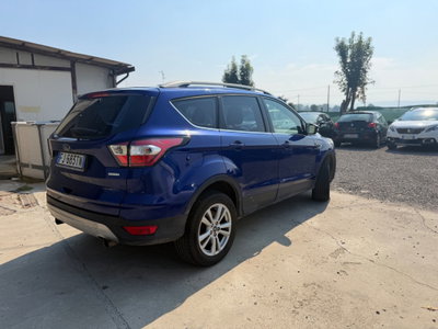 Ford Kuga 1.5 EcoBoost 120 CV 2WD (8)