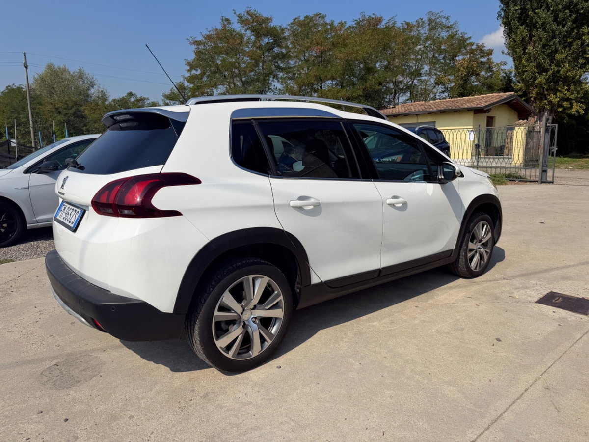 Peugeot 2008 Turbo 110 S&S Allure (8)