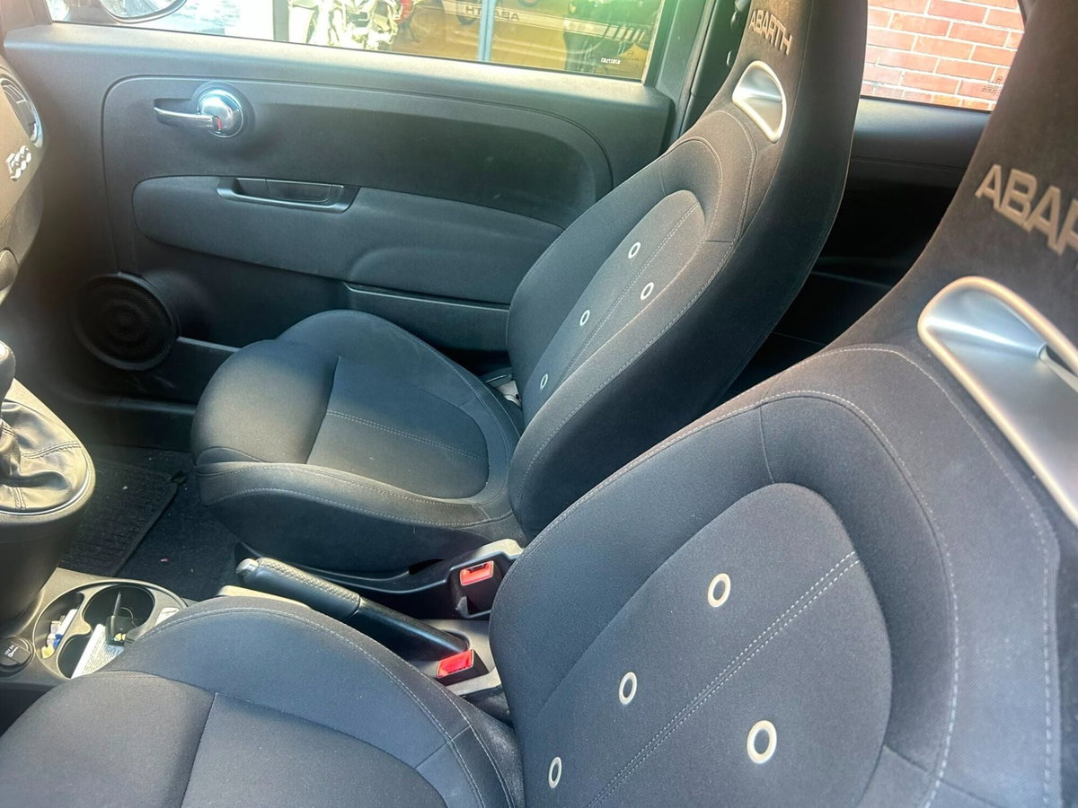 Abarth 595 595 1.4 Turbo T-Jet 145 CV (10)