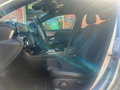 Mercedes-Benz Classe A 180 Business (16)