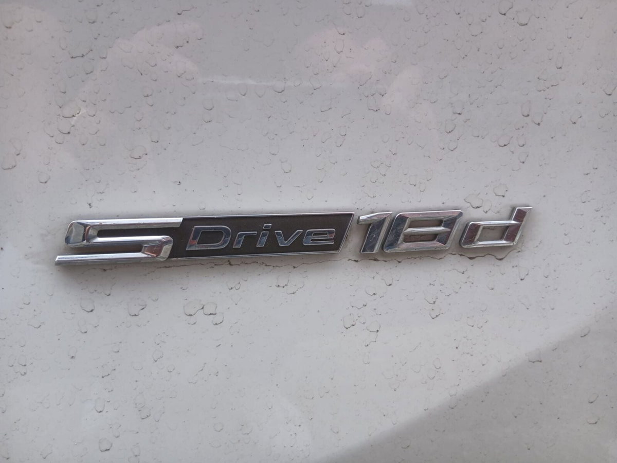 BMW X1 sDrive18d Business (5)