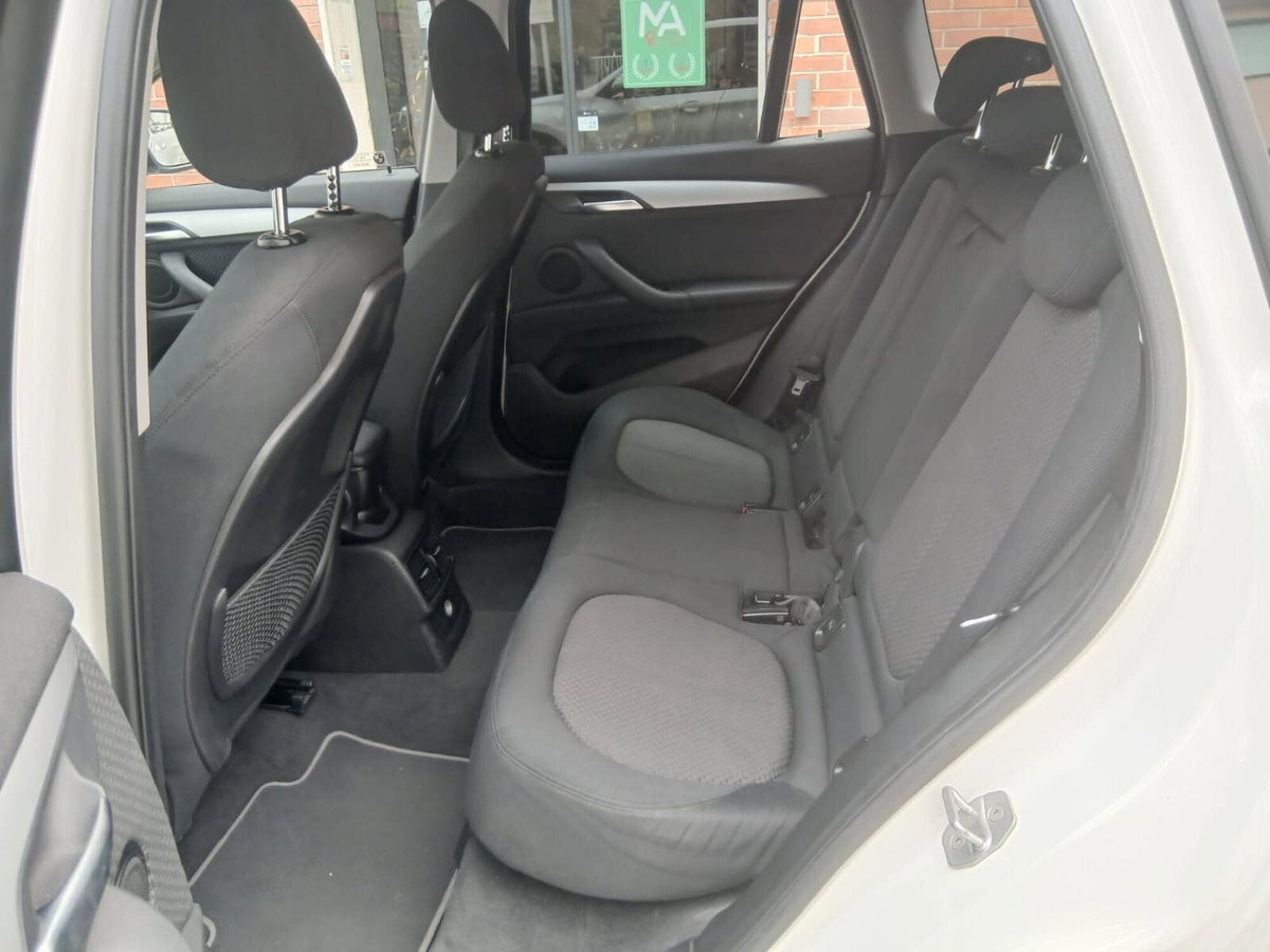 BMW X1 sDrive18d Business (7)