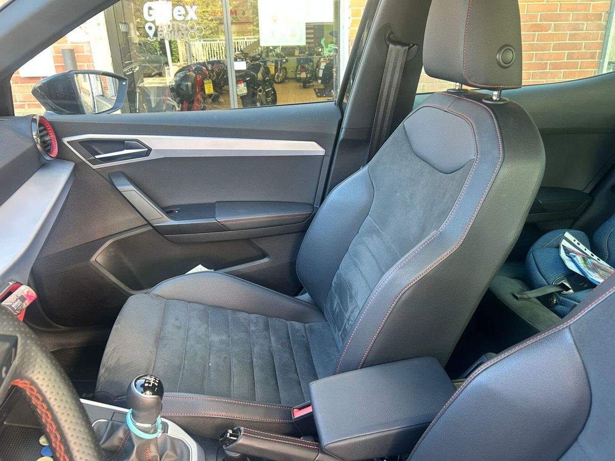 SEAT Arona 1.0 EcoTSI 110 CV DSG FR (10)