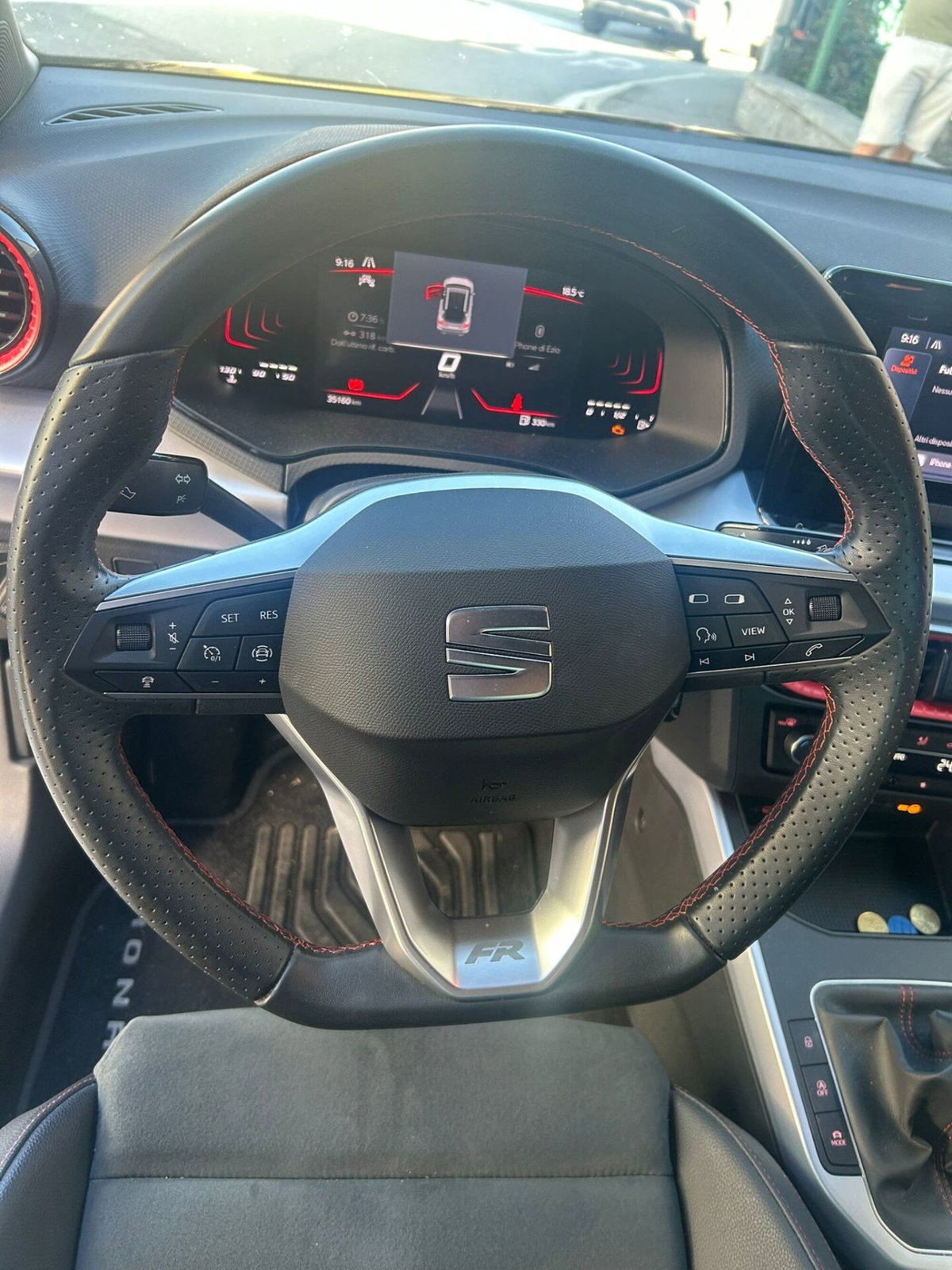 SEAT Arona 1.0 EcoTSI 110 CV DSG FR (13)