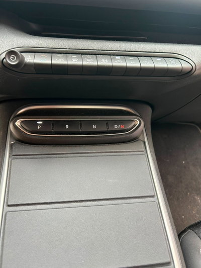 Jeep Avenger 1.2 turbo Summit fwd 100cv (10)