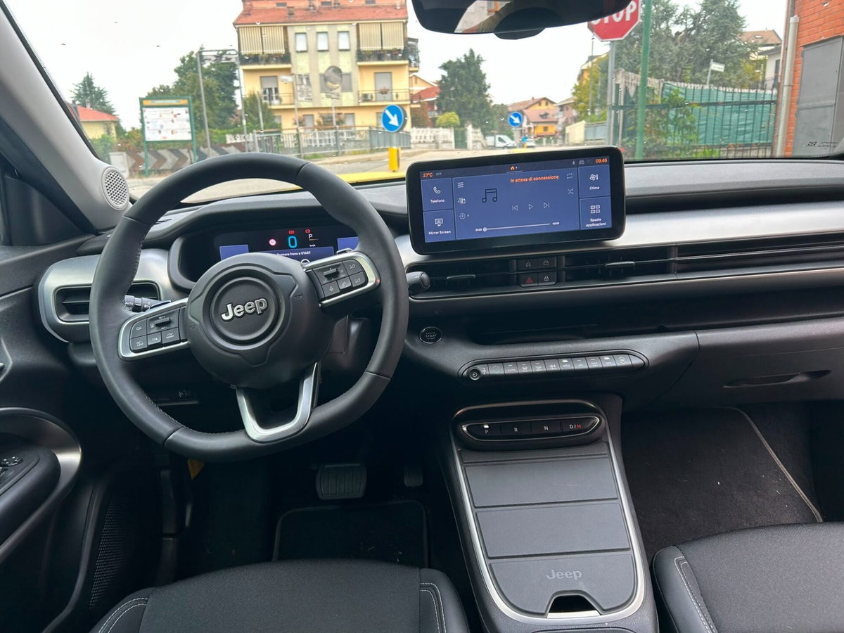 Jeep Avenger 1.2 turbo Summit fwd 100cv (12)