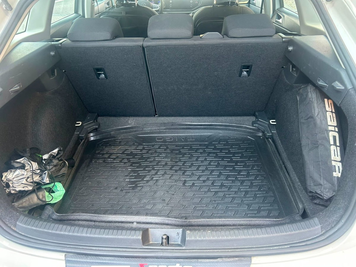 Volkswagen Taigo 1.0 TSI 110 CV Life (12)
