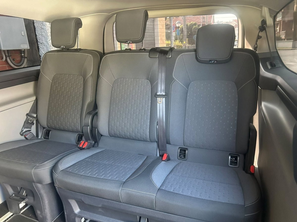 Ford Tourneo Connect 1.6 TDCi 115 CV Titanium (3)