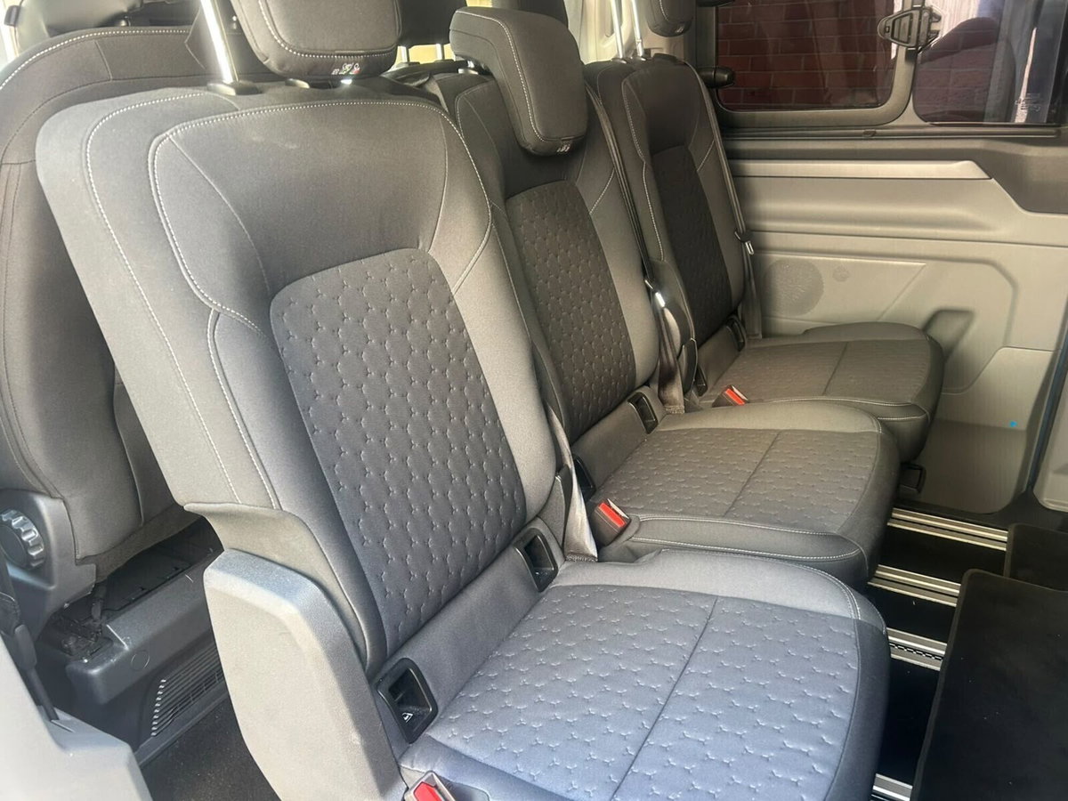 Ford Tourneo Connect 1.6 TDCi 115 CV Titanium (5)