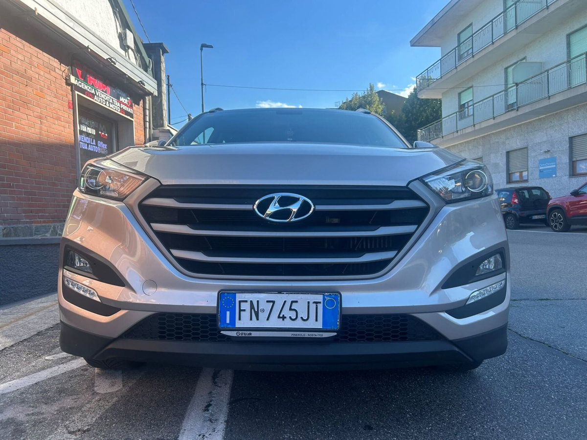 Hyundai Tucson 1.7 CRDi Comfort (9)