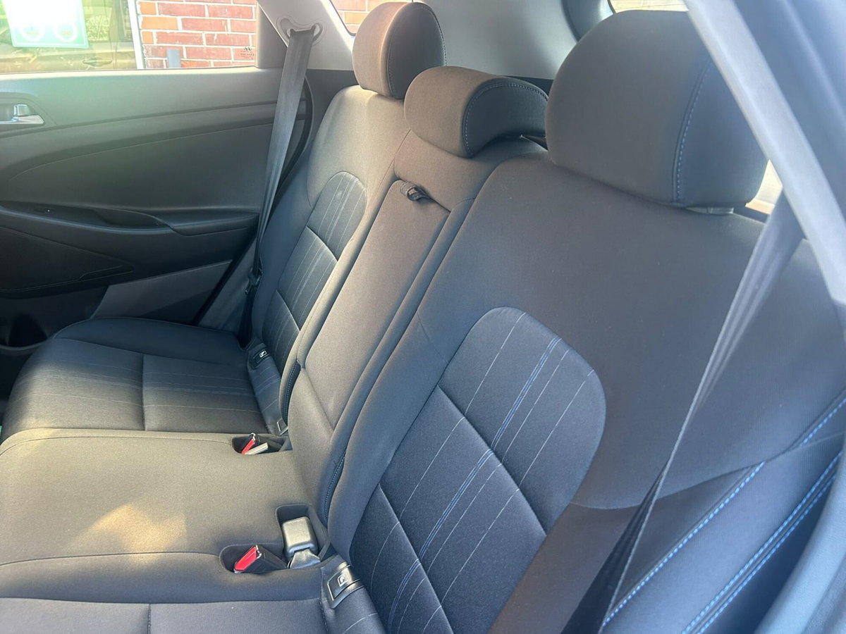 Hyundai Tucson 1.7 CRDi Comfort (5)