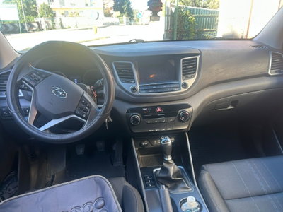 Hyundai Tucson 1.7 CRDi Comfort (7)