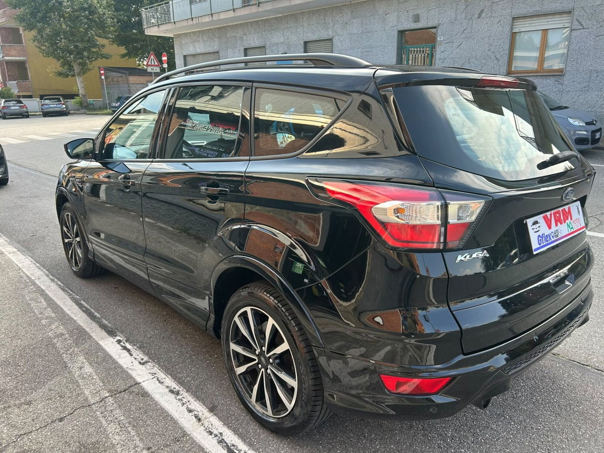 Ford Kuga 2.0 TDCI 120 CV S&S 2WD Business N1 (8)