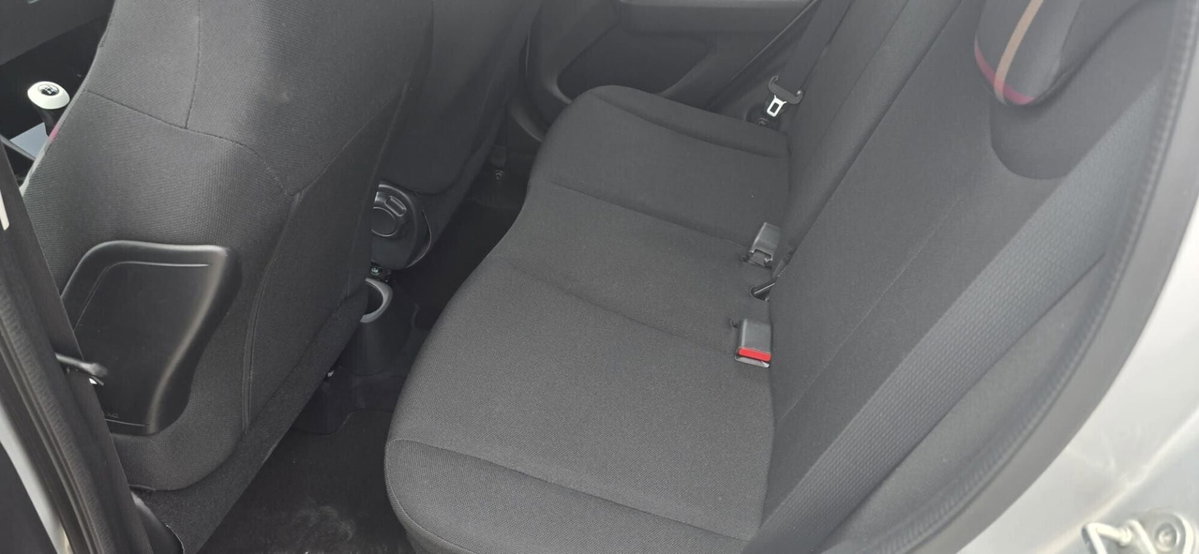 Peugeot 108 82 5 porte Allure (8)