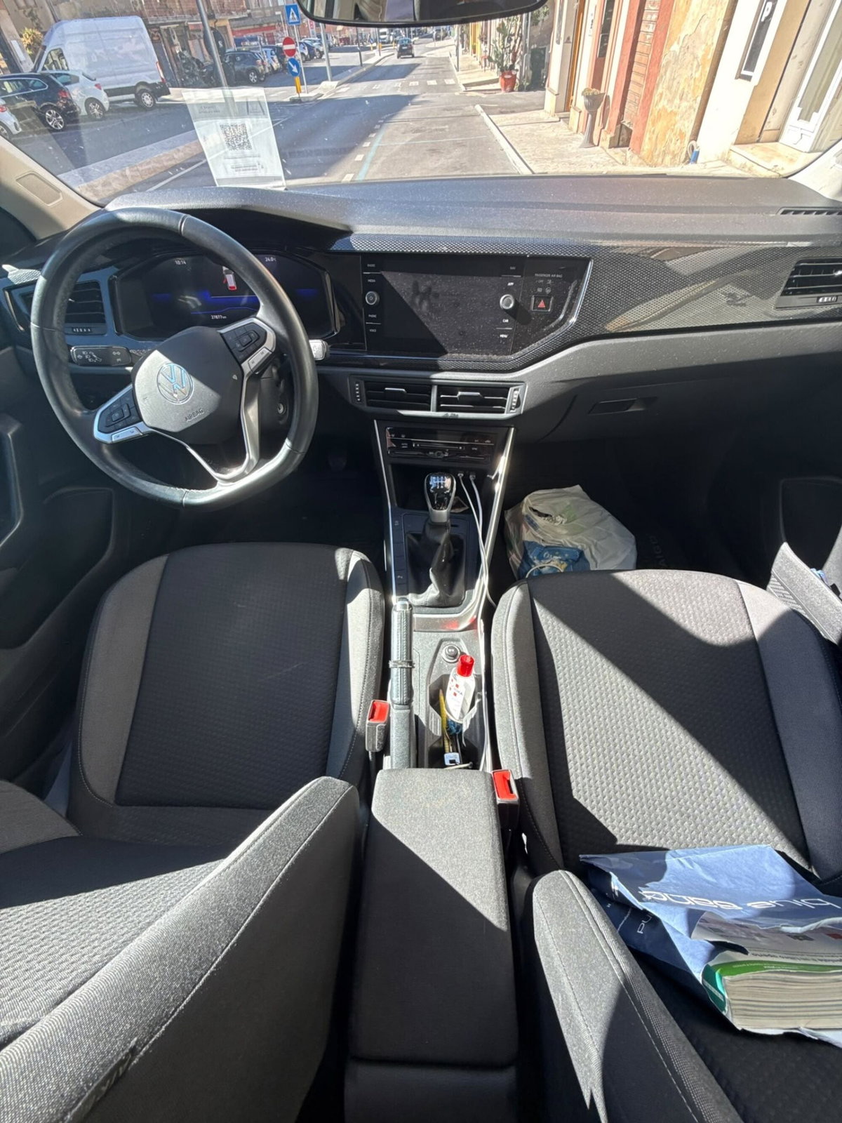 Volkswagen Taigo 1.0 tsi Life 95cv (7)