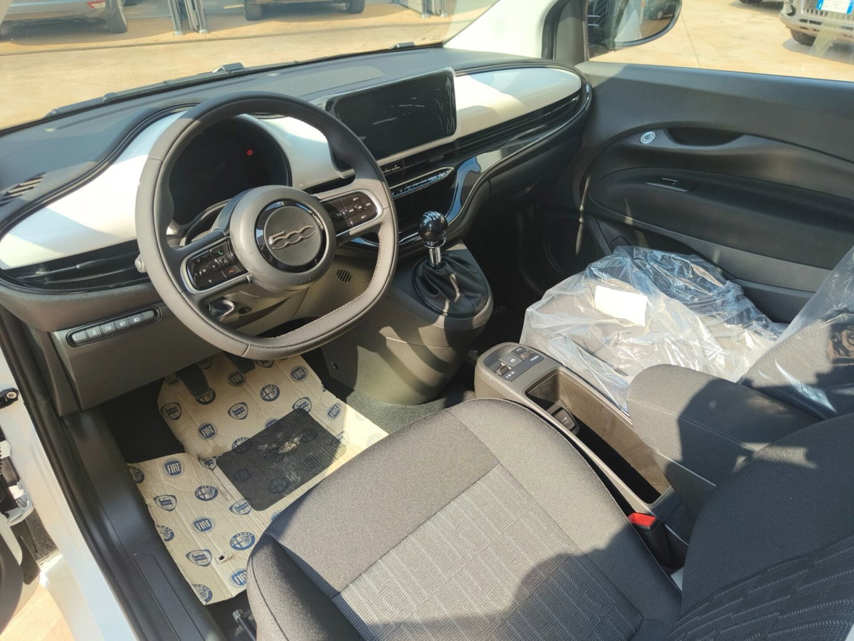 Fiat 500 1.0 hybrid Icon (5)
