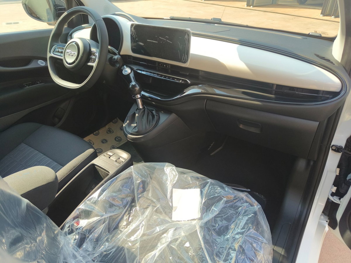 Fiat 500 1.0 hybrid Icon (7)
