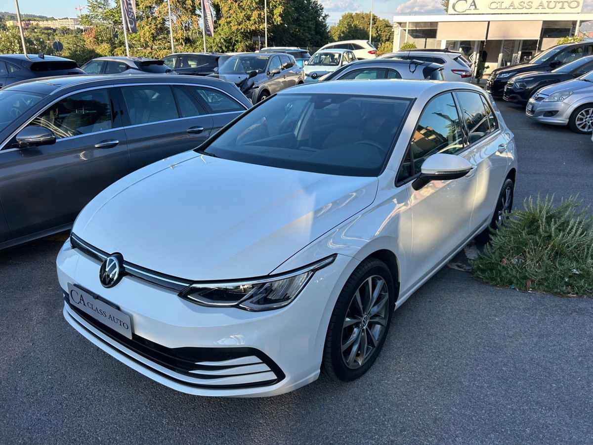 Volkswagen Golf 1.0 TSI EVO Life (2)